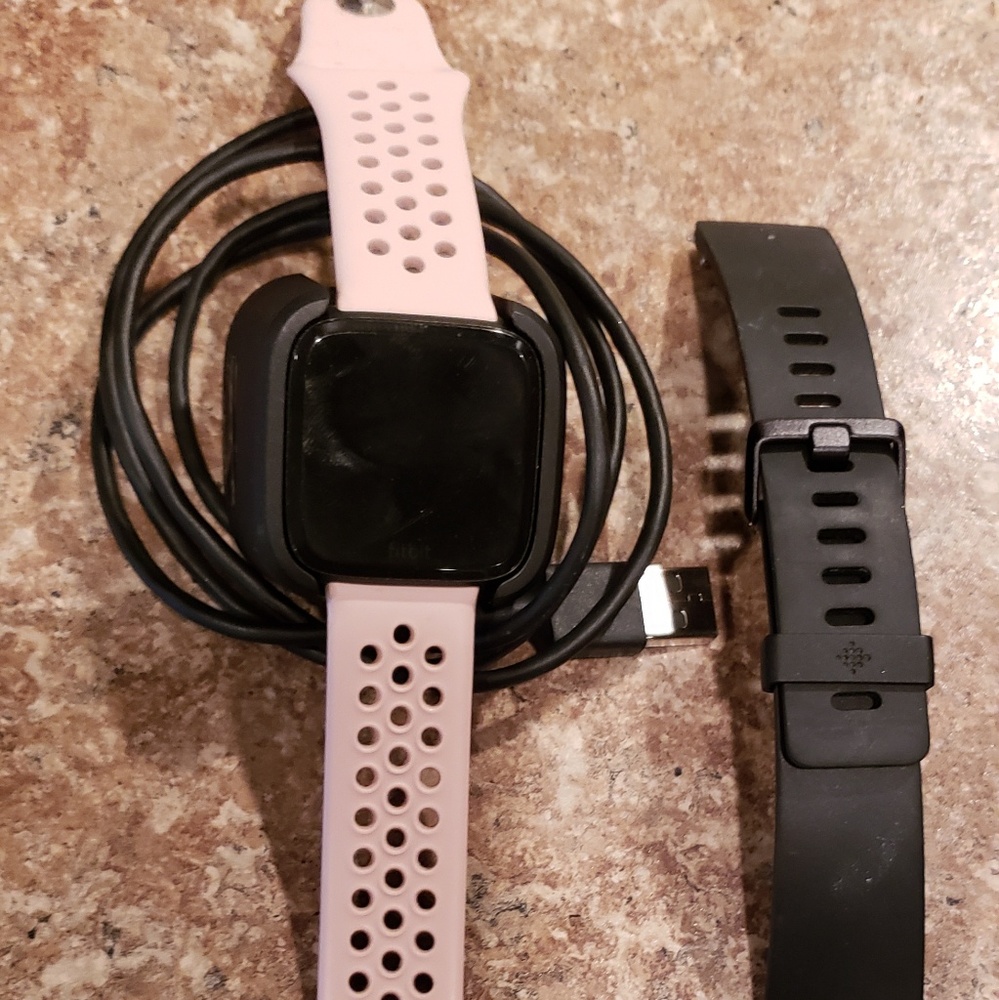Fitbit Versa SOLD